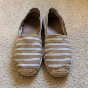 Vionic Orthaheel Valeri Espadrille flats tan and white stripe size 8